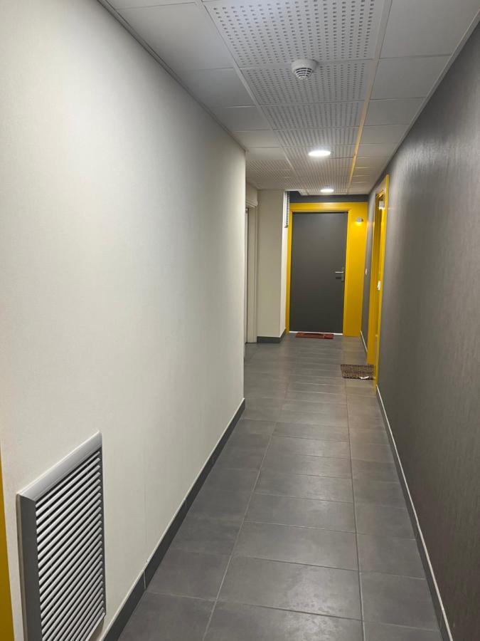 Résidence neuve le K 10 mn gare, parking , tram Montpellier Exterior foto